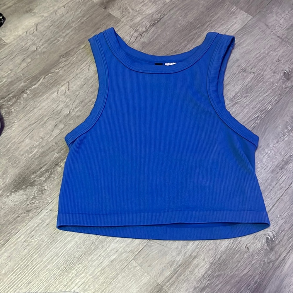Cropped tank top